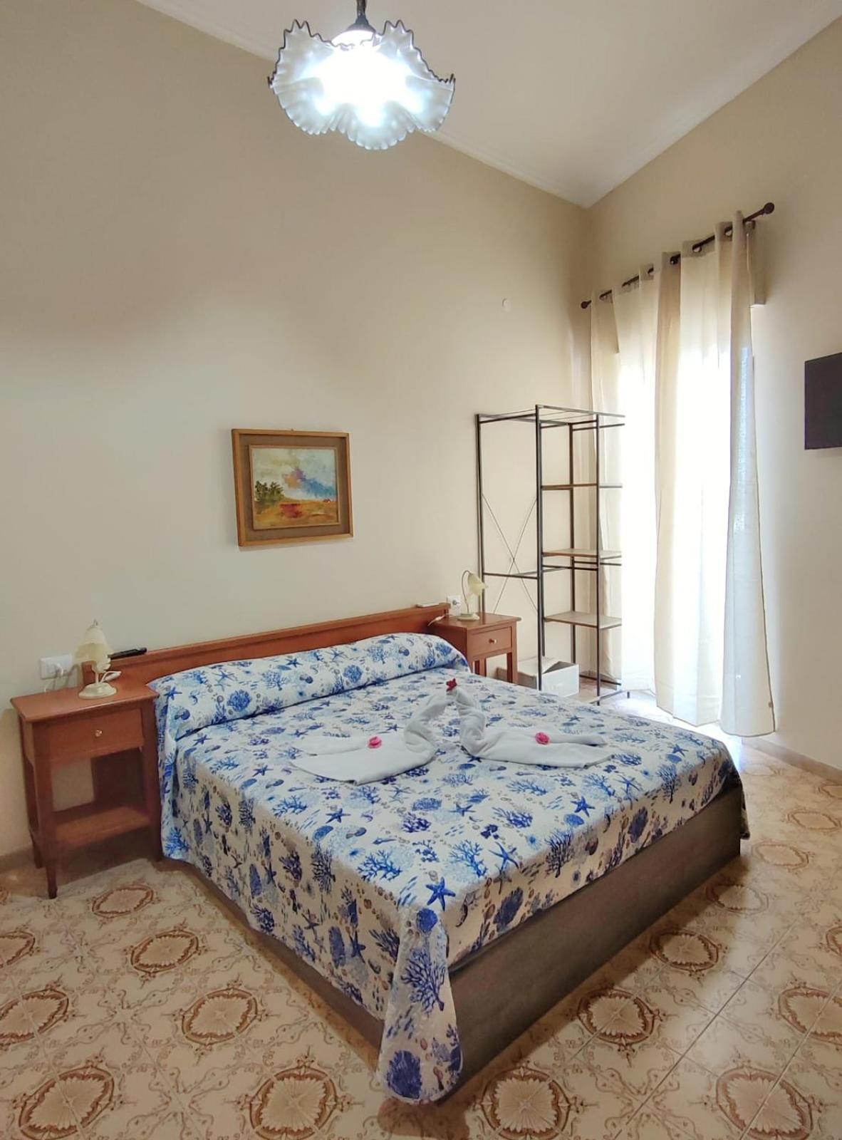 Confy Apartments Pompei Esterno foto